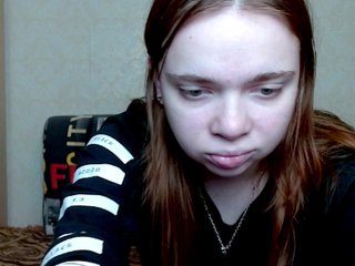 Эротический видеочат aliiicestone