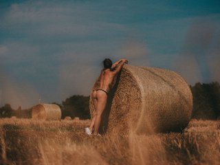 Эротический видеочат Alikie