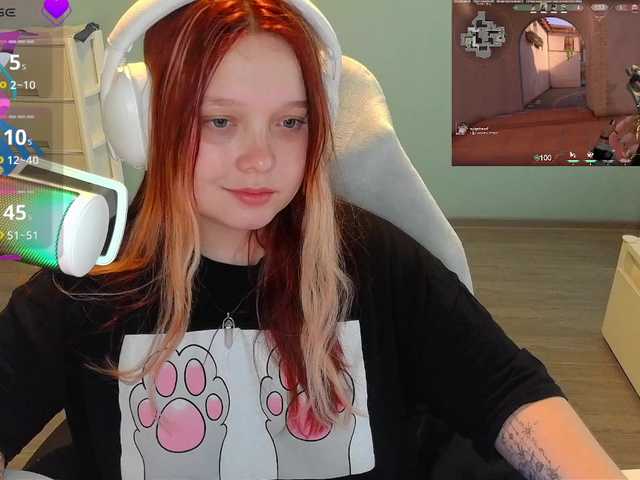 Скриншоты трансляции AlinaAdams