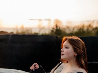 Эротический видеочат AlinaAdams