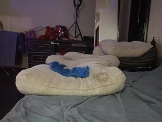 Эротический видеочат Alinaiadem2025