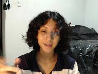 Эротический видеочат AlinaWoolf