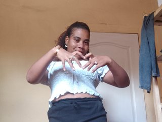 Эротический видеочат AlineEdena