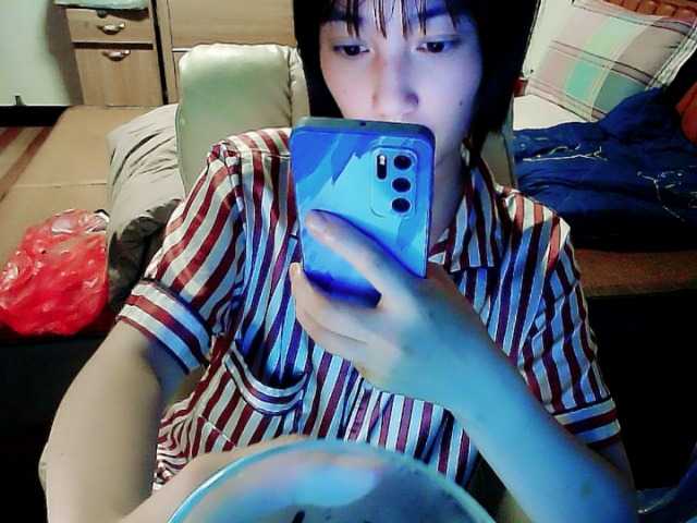 Скриншоты трансляции AlisaLiu