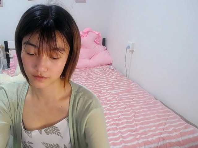 Скриншоты трансляции AlisaLiu