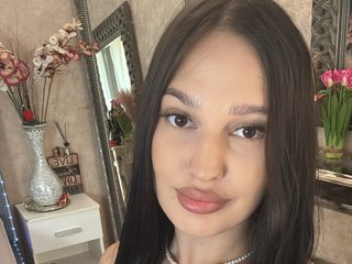 Эротический видеочат AlishaRossen