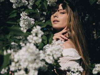 Эротический видеочат alisiya-love