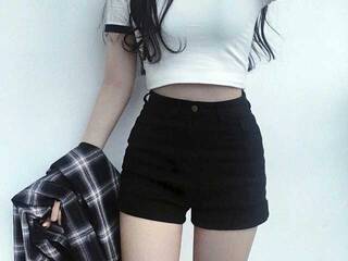 Эротический видеочат alison-silver