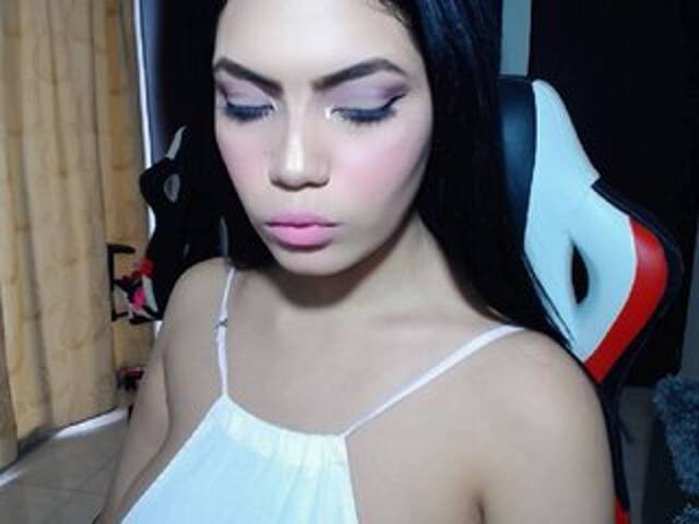 Скриншоты трансляции Alisson-lee