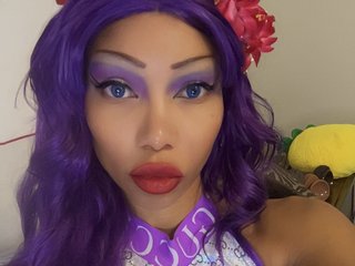 Эротический видеочат AllaStrange