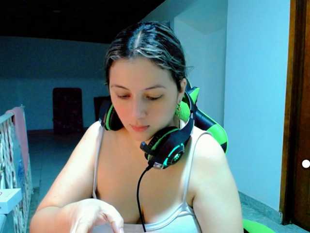 Скриншоты трансляции allisonbaby