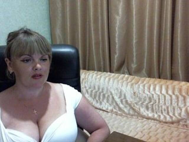 Скриншоты трансляции AllureDiana