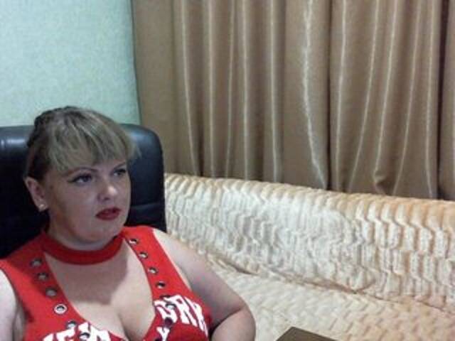 Скриншоты трансляции AllureDiana