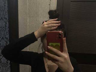 Эротический видеочат Ally23