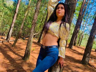 Эротический видеочат AllyEvans