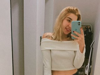 Эротический видеочат Allyson-Fiore