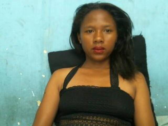 Скриншоты трансляции almapleasure