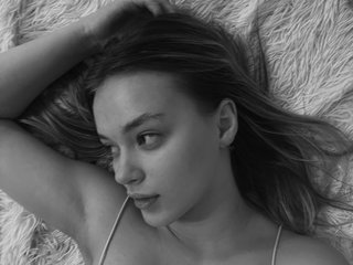 Эротический видеочат AlodieCrumbls