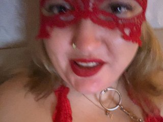 Эротический видеочат AlyaKissMy