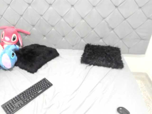 Скриншоты трансляции AlyssaLynn