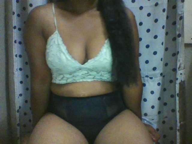 Скриншоты трансляции Amandinea