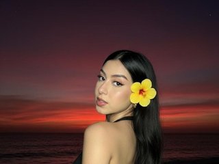 Эротический видеочат Amber-HoffmanSt