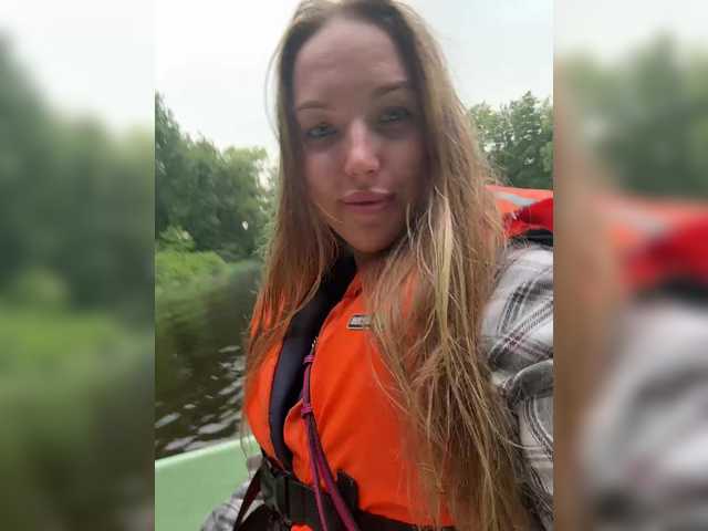 Скриншоты трансляции amberbenz