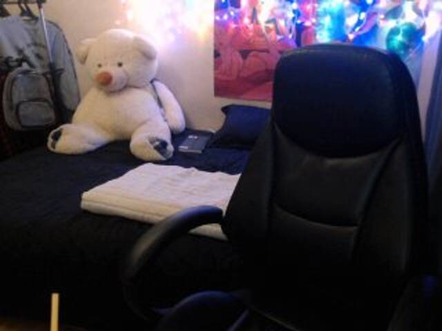 Скриншоты трансляции AmberHope