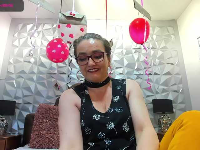 Скриншоты трансляции AmeliaCampell