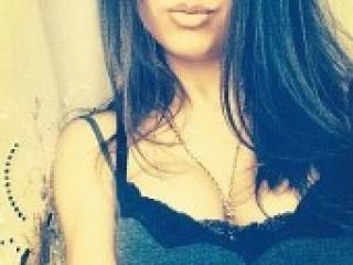 Эротический видеочат amelygirl