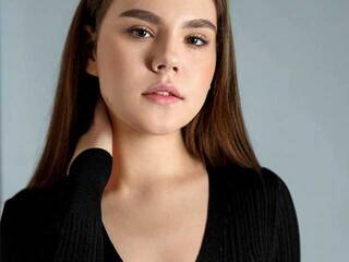 Эротический видеочат AmelyKreeks