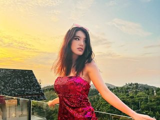 Эротический видеочат AmiLaya