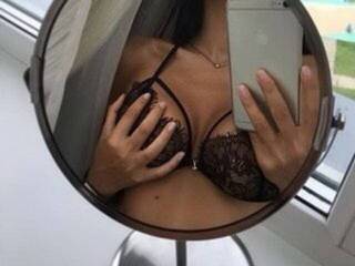 Эротический видеочат Alissia_Kiss