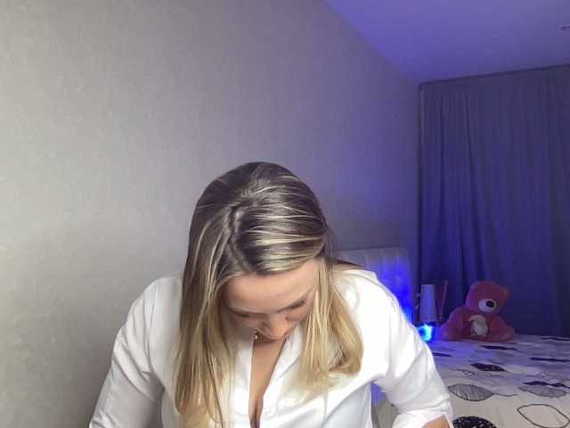 Скриншоты трансляции AmyAirKiss