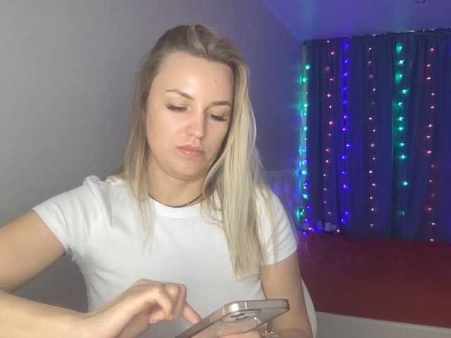 Скриншоты трансляции AmyAirKiss