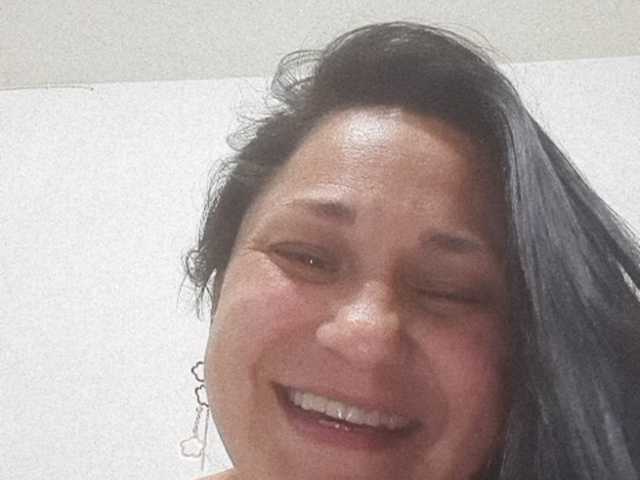 Скриншоты трансляции AmyAyrton