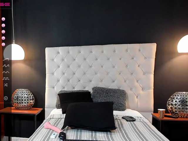 Скриншоты трансляции AmyRosse1