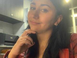 Эротический видеочат ana-blackat