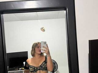 Эротический видеочат Anaistone