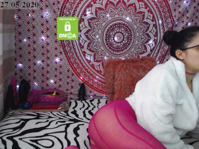 Скриншоты трансляции analgirll