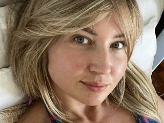 Эротический видеочат WhereisAlice