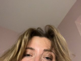 Эротический видеочат WhereisAlice