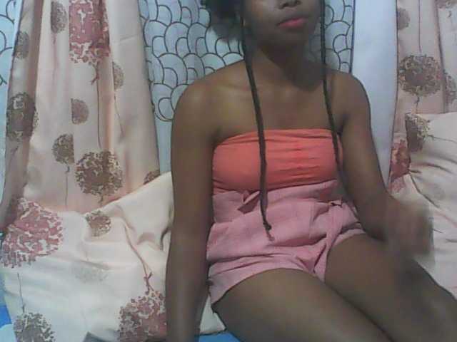 Скриншоты трансляции Anelie