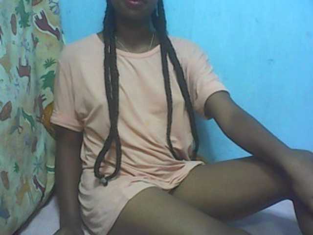 Скриншоты трансляции Anelie