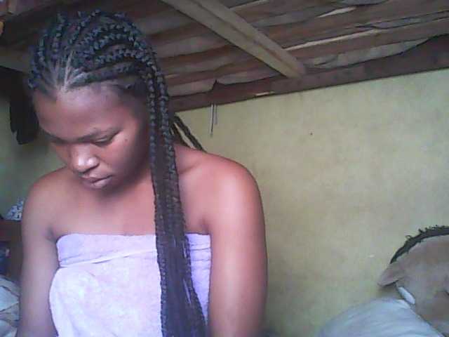 Скриншоты трансляции Anelie