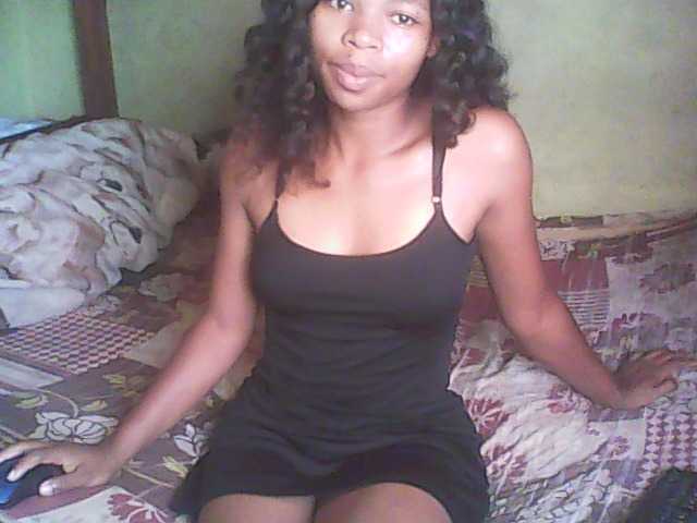 Скриншоты трансляции Anelie