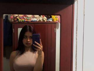 Эротический видеочат Angela-millers