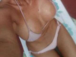 Эротический видеочат angelitohot