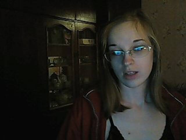 Скриншоты трансляции Angelpussy1