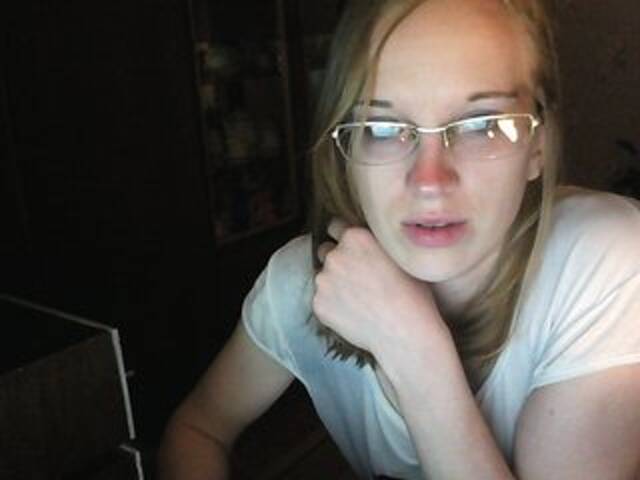 Скриншоты трансляции Angelpussy1